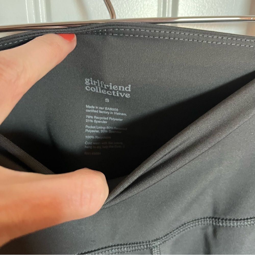 Girlfriend Collective Dark Gray Leggings - Picture 4 of 6